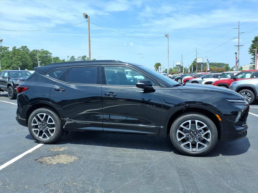 New 2026 Chevrolet Blazer RS w/ Driver Confidence II Package FWD image 2