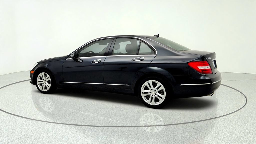 Used 2013 Mercedes-Benz C 300 4MATIC Sedan image 7