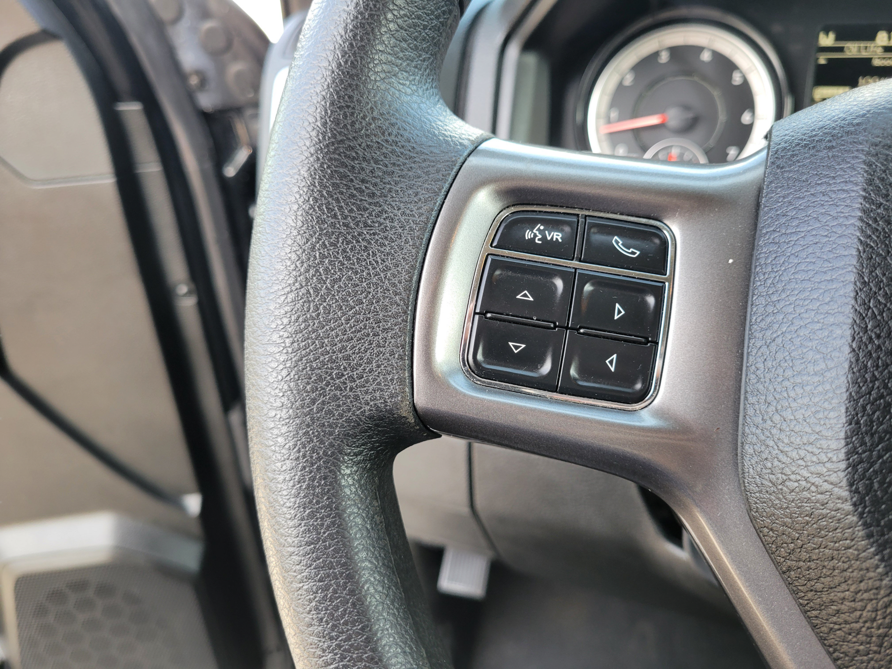 Certified 2024 RAM 1500 Classic SLT RWD image 24