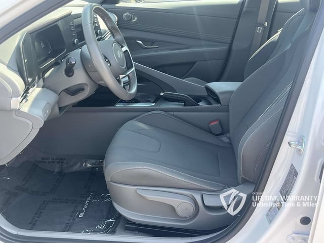 Certified 2025 Hyundai Elantra Sport FWD image 14