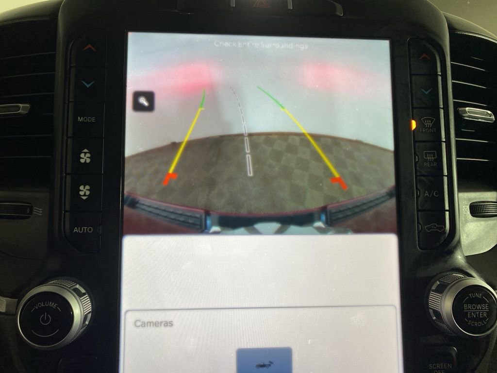 Used 2023 RAM 1500 Laramie image 4