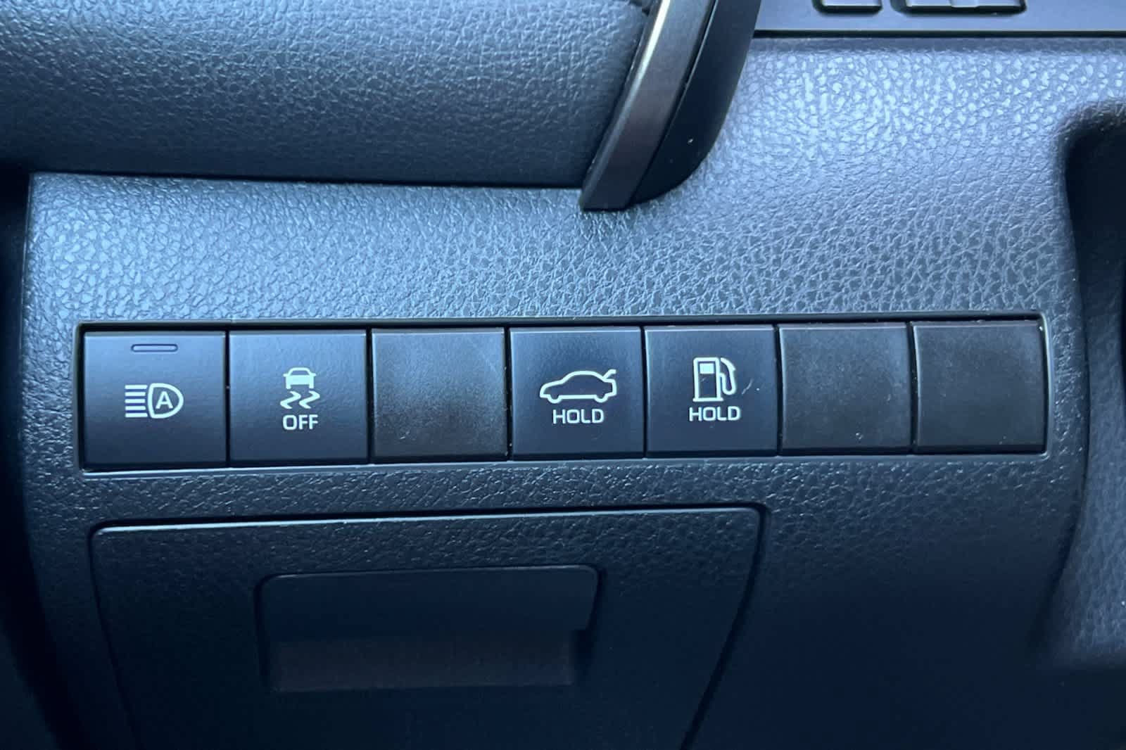Used 2021 Toyota Camry SE FWD image 27