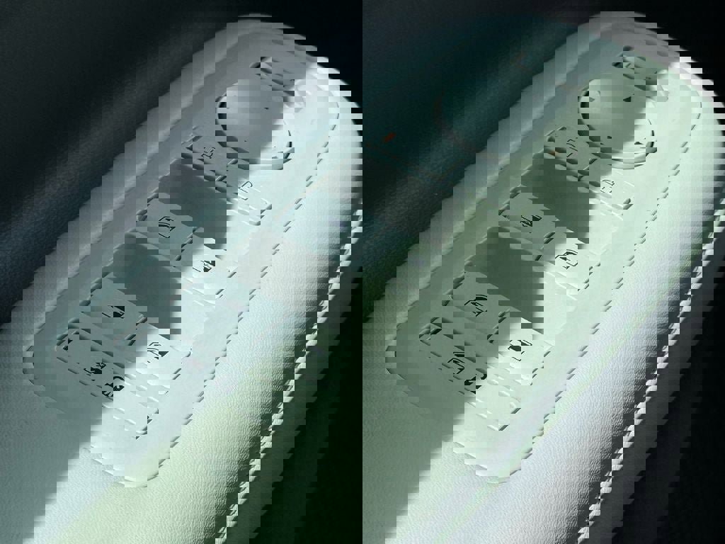 Used 2025 Hyundai Santa Fe SEL image 18