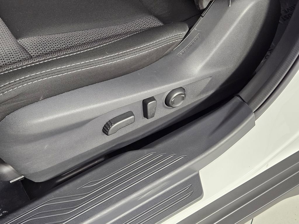 Certified 2025 Subaru Outback Premium image 23