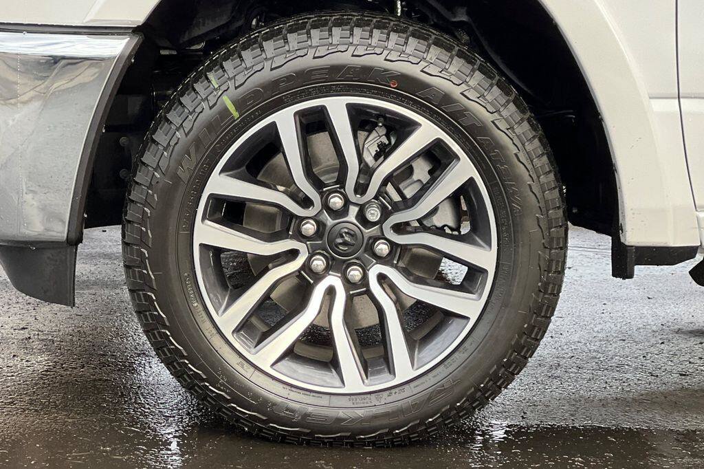 New 2026 RAM 1500 Limited w/ Off Road Group AWD/4WD image 25