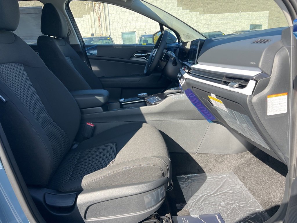 New 2026 Kia Sportage S image 14