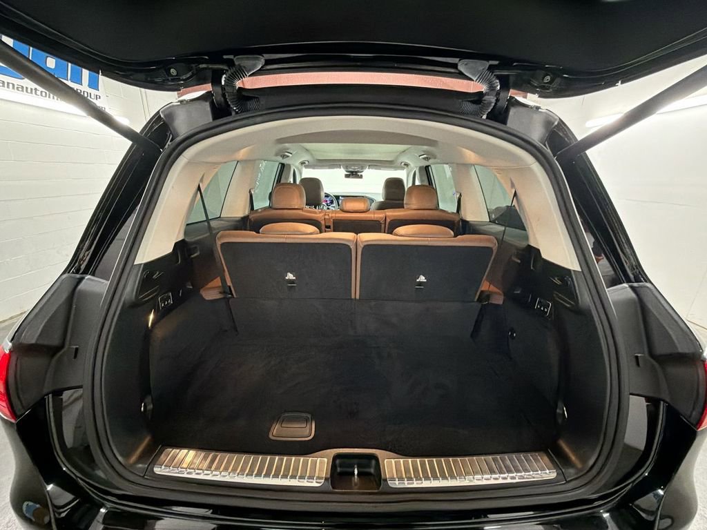 Used 2024 Mercedes-Benz GLS 450 4MATIC image 27