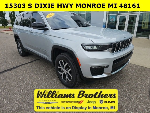 Used 2024 Jeep Grand Cherokee L Limited image 3