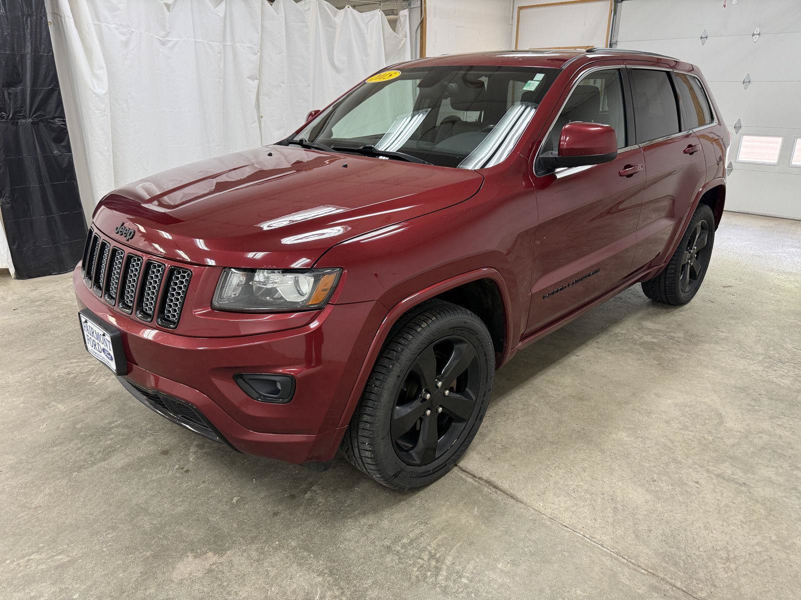 Used 2015 Jeep Grand Cherokee Altitude AWD/4WD image 4