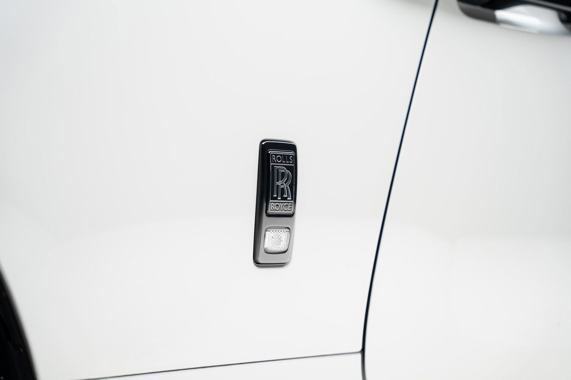 Used 2020 Rolls-Royce Wraith image 24