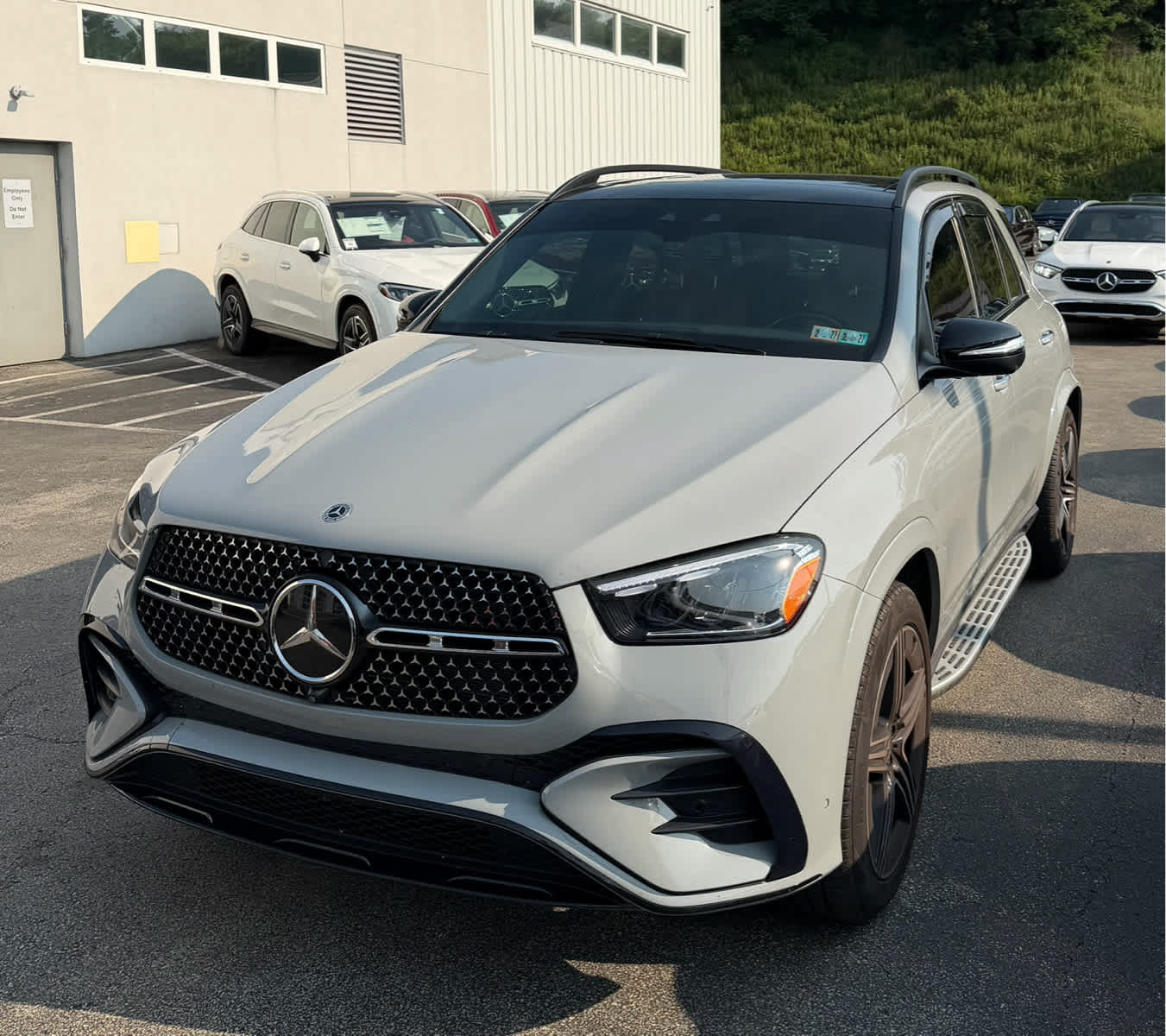 Used 2024 Mercedes-Benz GLE 450 4MATIC image 2