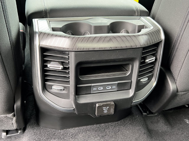 New 2026 RAM 1500 Big Horn AWD/4WD image 34