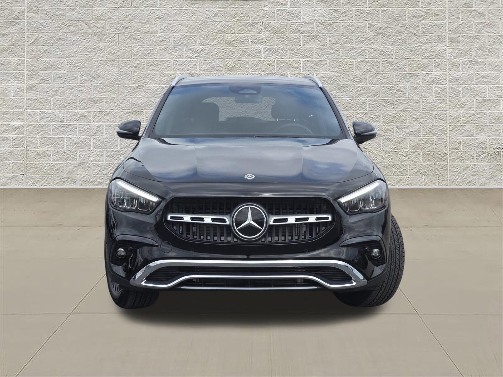 Used 2025 Mercedes-Benz GLA 250 4MATIC image 2
