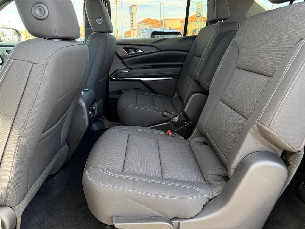 New 2026 Chevrolet Traverse LT w/ Midnight/Sport Edition image 6