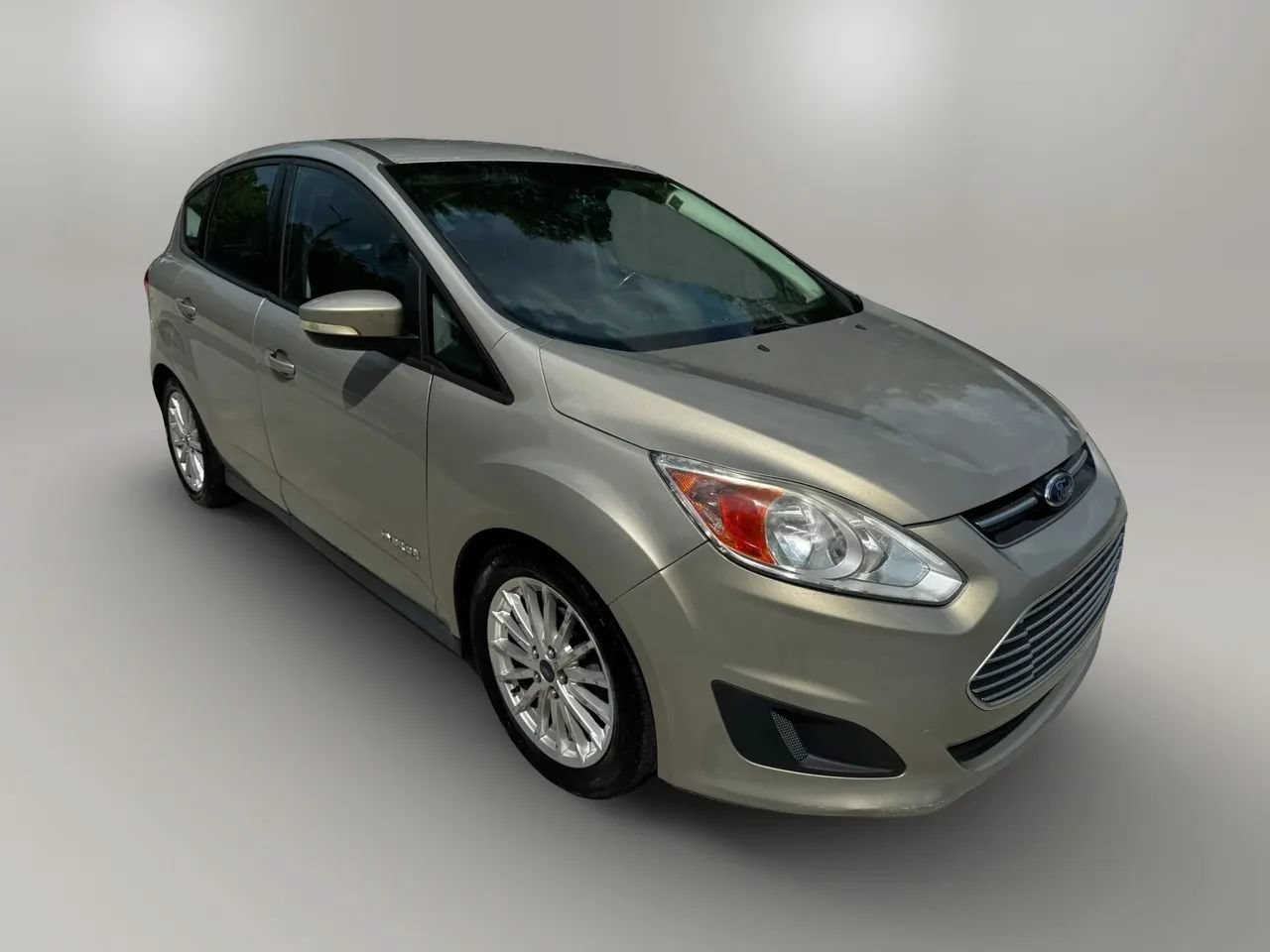 Used 2015 Ford C-MAX SE w/ Equipment Group 203A FWD image 6