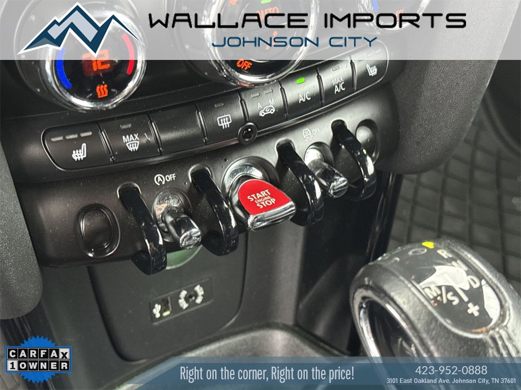 Used 2017 MINI Cooper Base image 25