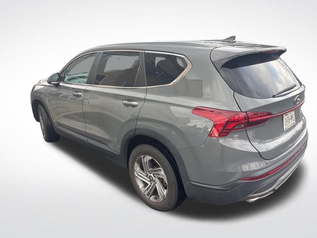 Used 2021 Hyundai Santa Fe SE image 2