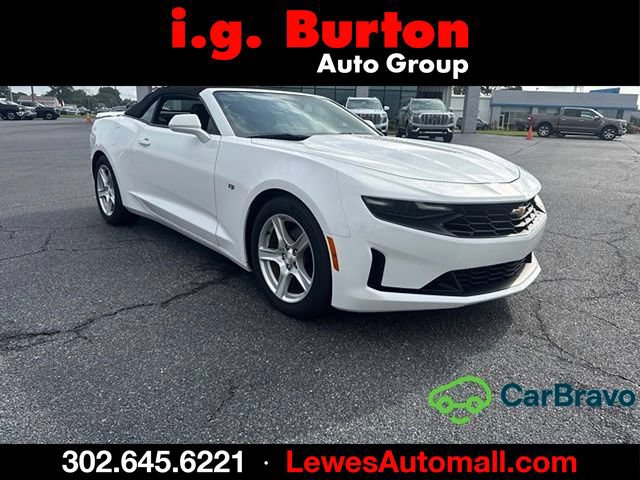 Used 2020 Chevrolet Camaro LT RWD image 1