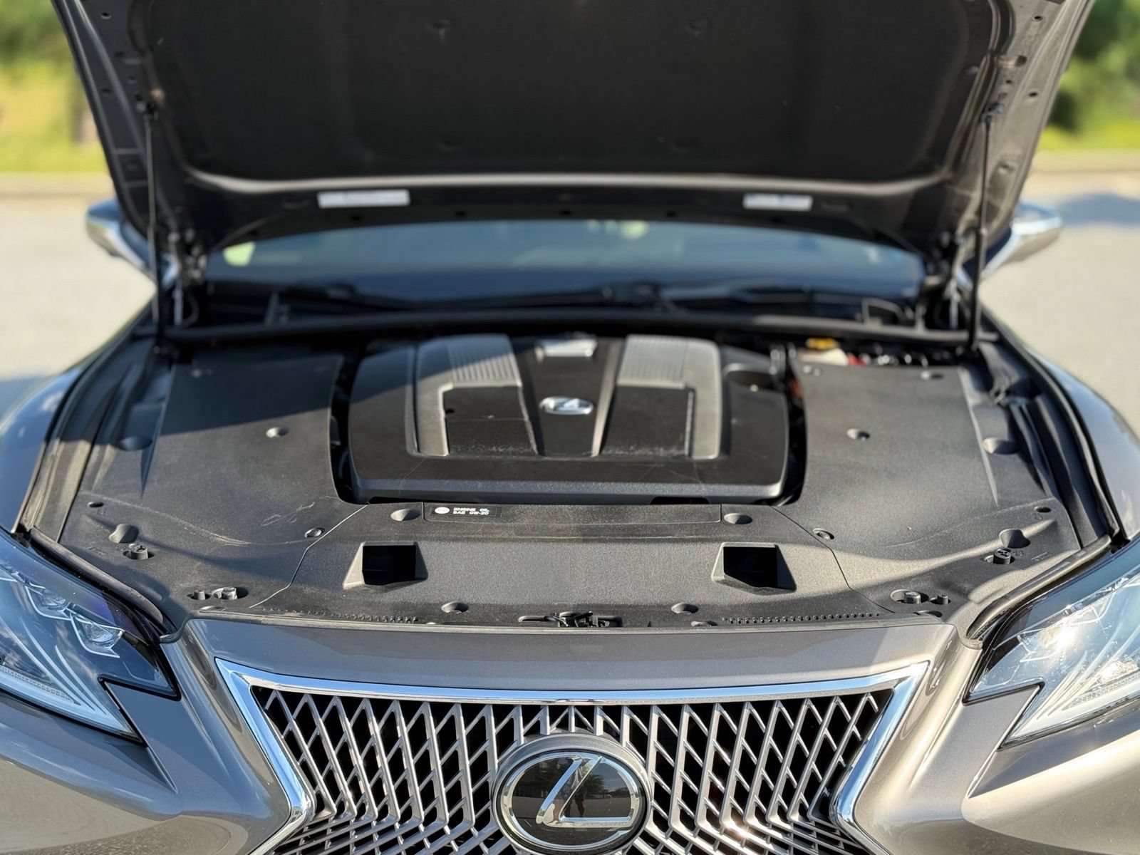 Used 2018 Lexus LS 500 w/ Interior Upgrade Package RWD image 50