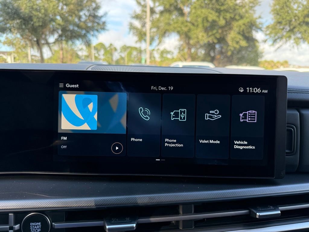 Used 2025 Hyundai Santa Fe SEL image 21