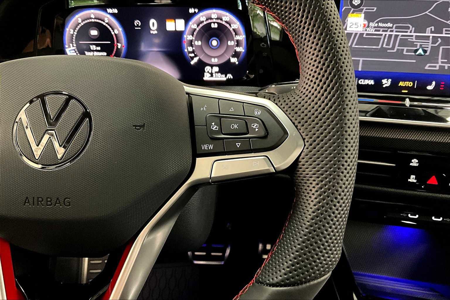 New 2025 Volkswagen GTI SE image 18