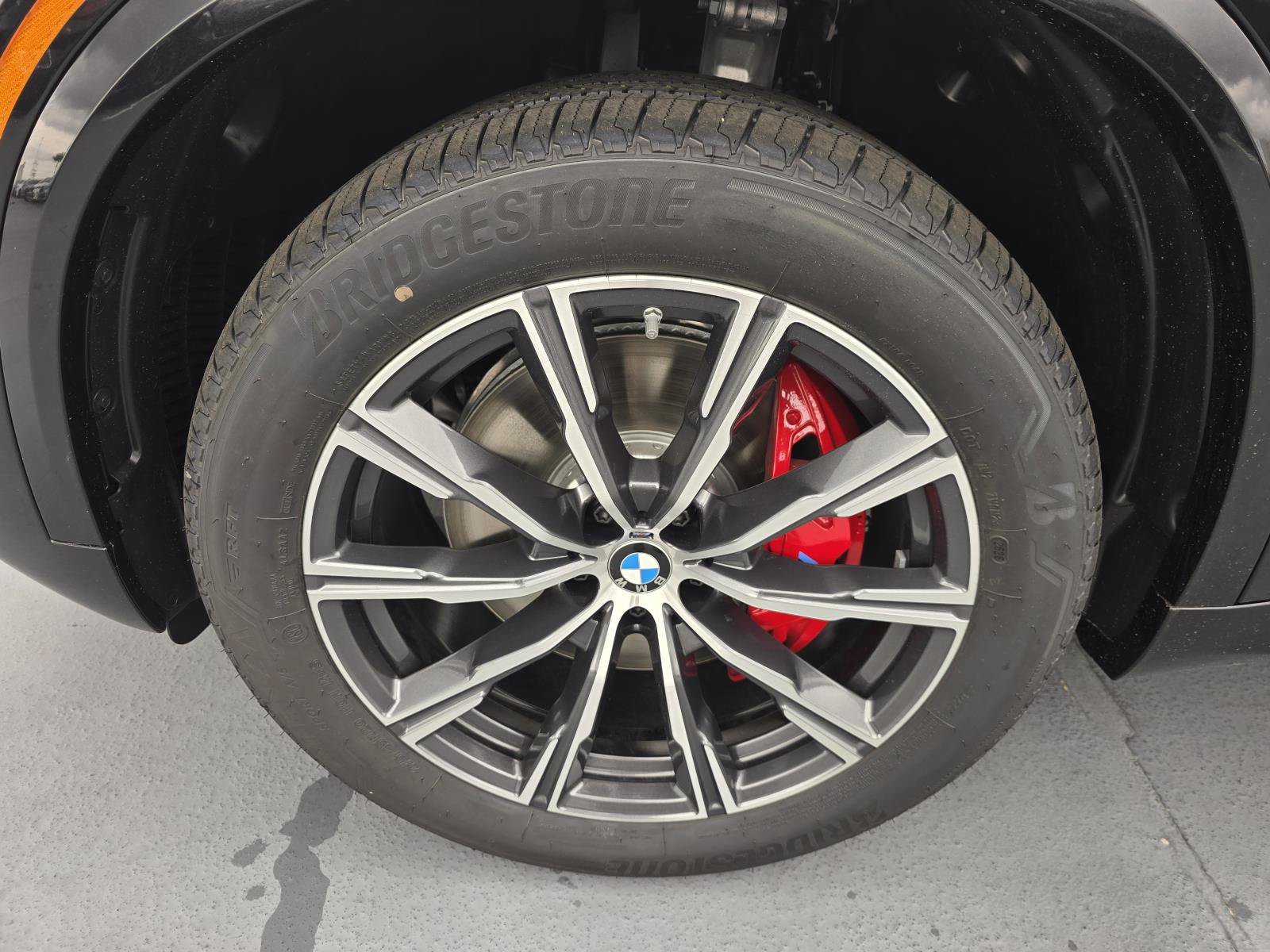 New 2026 BMW X5 xDrive40i w/ M Sport Package AWD/4WD image 9