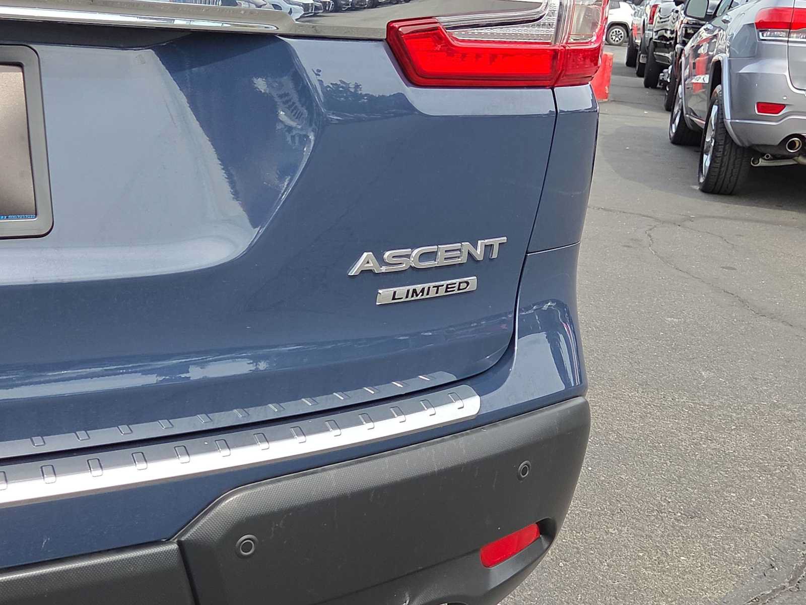 Used 2023 Subaru Ascent Limited w/ Technology Package AWD/4WD image 15