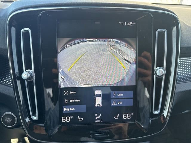 Used 2021 Volvo XC40 T5 R-Design w/ Advanced Package image 16