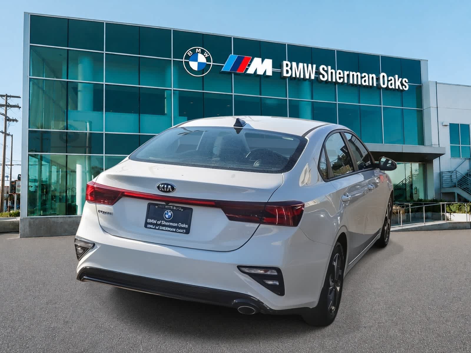 Used 2020 Kia Forte LXS FWD image 4