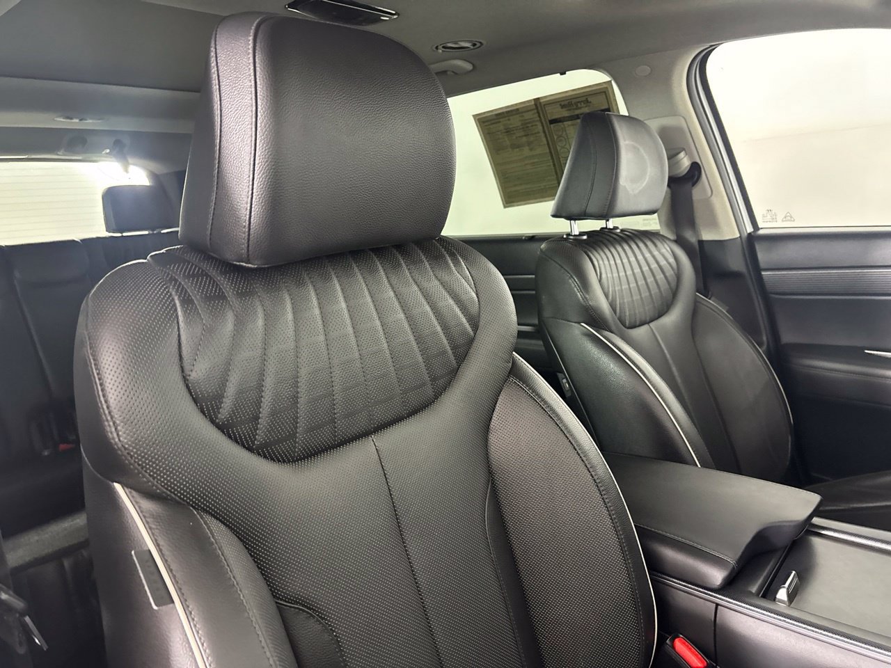 Used 2023 Hyundai Palisade Limited AWD/4WD image 32