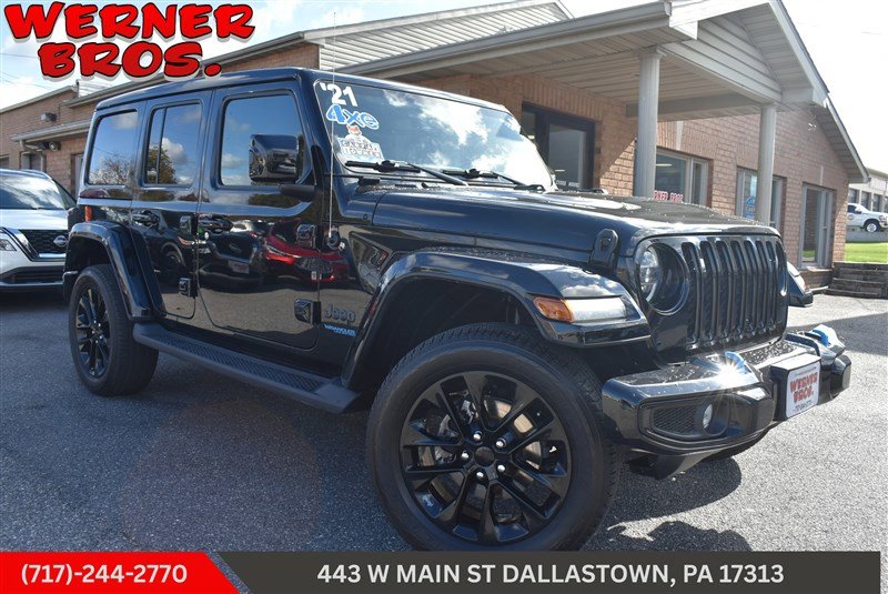 Used 2021 Jeep Wrangler Unlimited Sahara image 1