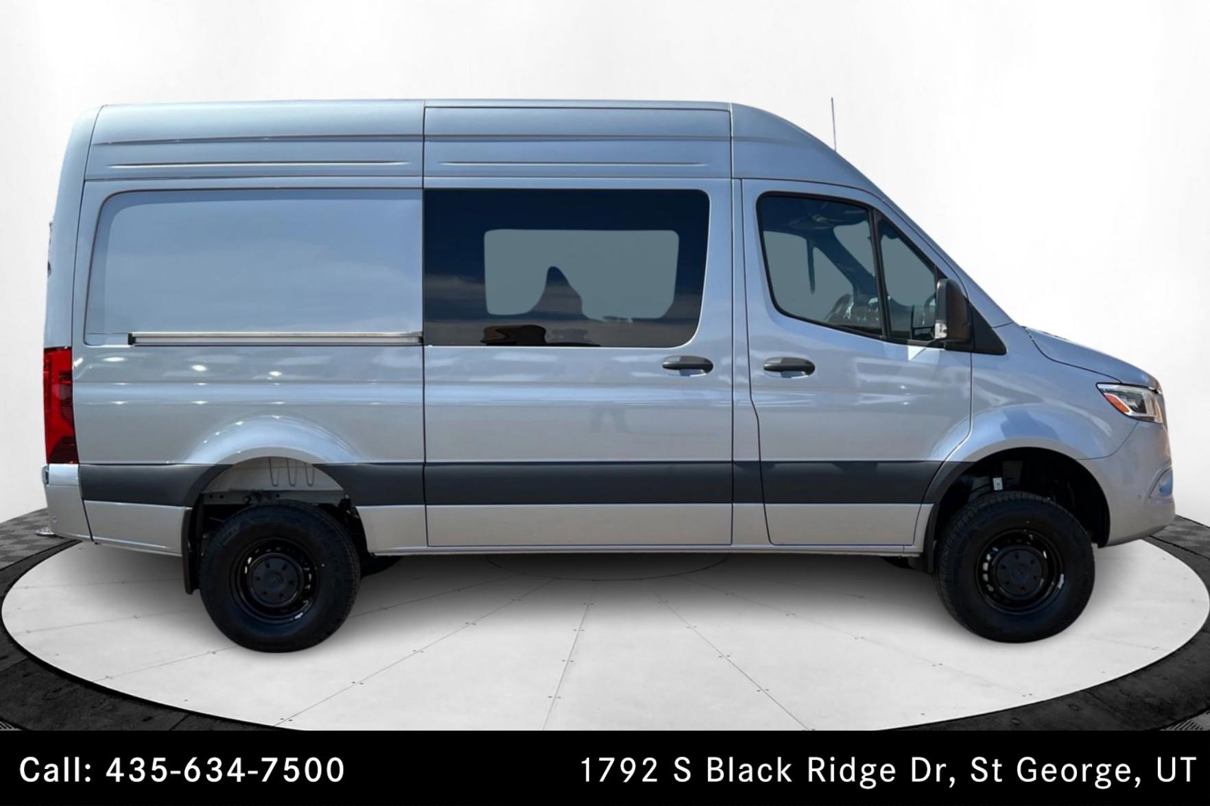 Used 2025 Mercedes-Benz Sprinter 2500 image 6