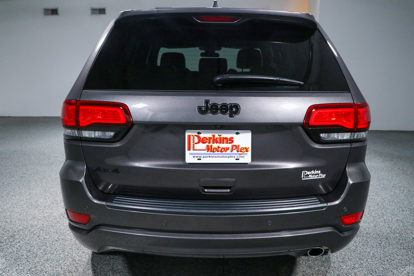 Used 2021 Jeep Grand Cherokee Laredo X AWD/4WD image 8