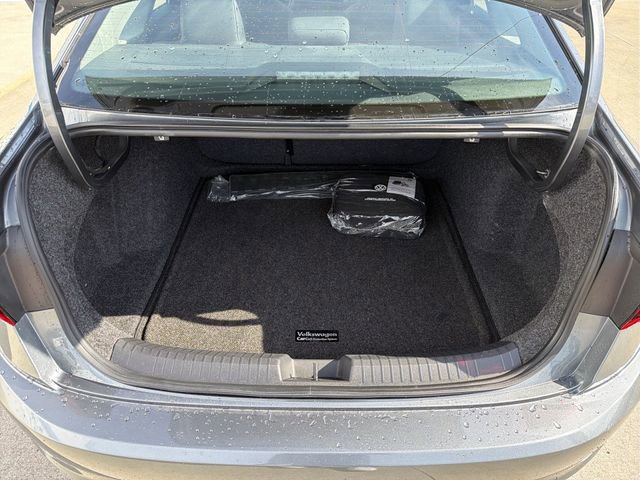 Used 2019 Volkswagen Jetta SE FWD image 25