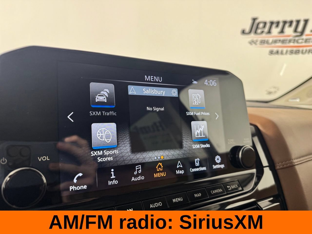 Used 2025 Nissan Pathfinder Platinum w/ Cargo Package FWD image 23