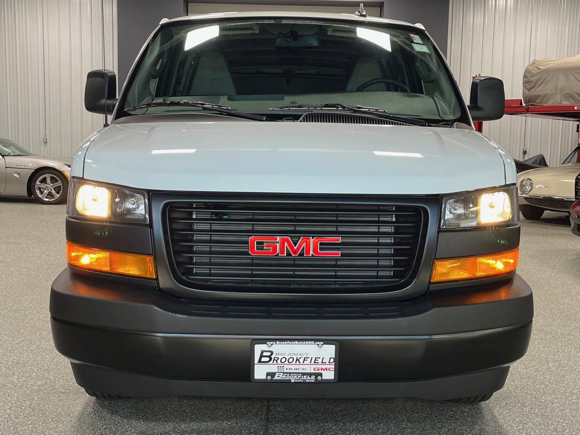 New 2025 GMC Savana 3500 w/ Driver Convenience Package image 6