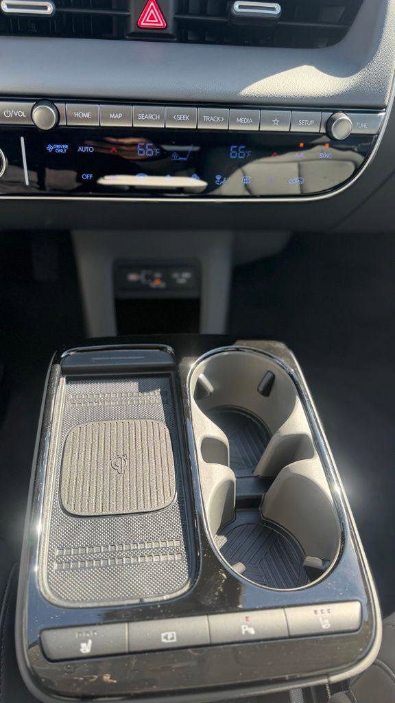 New 2026 Hyundai Ioniq 5 SEL AWD/4WD image 13