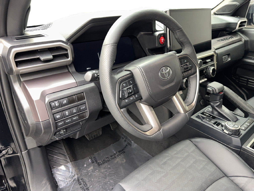 Used 2025 Toyota Tacoma TRD Off-Road w/ TRD Off Road Premium Package AWD/4WD image 52