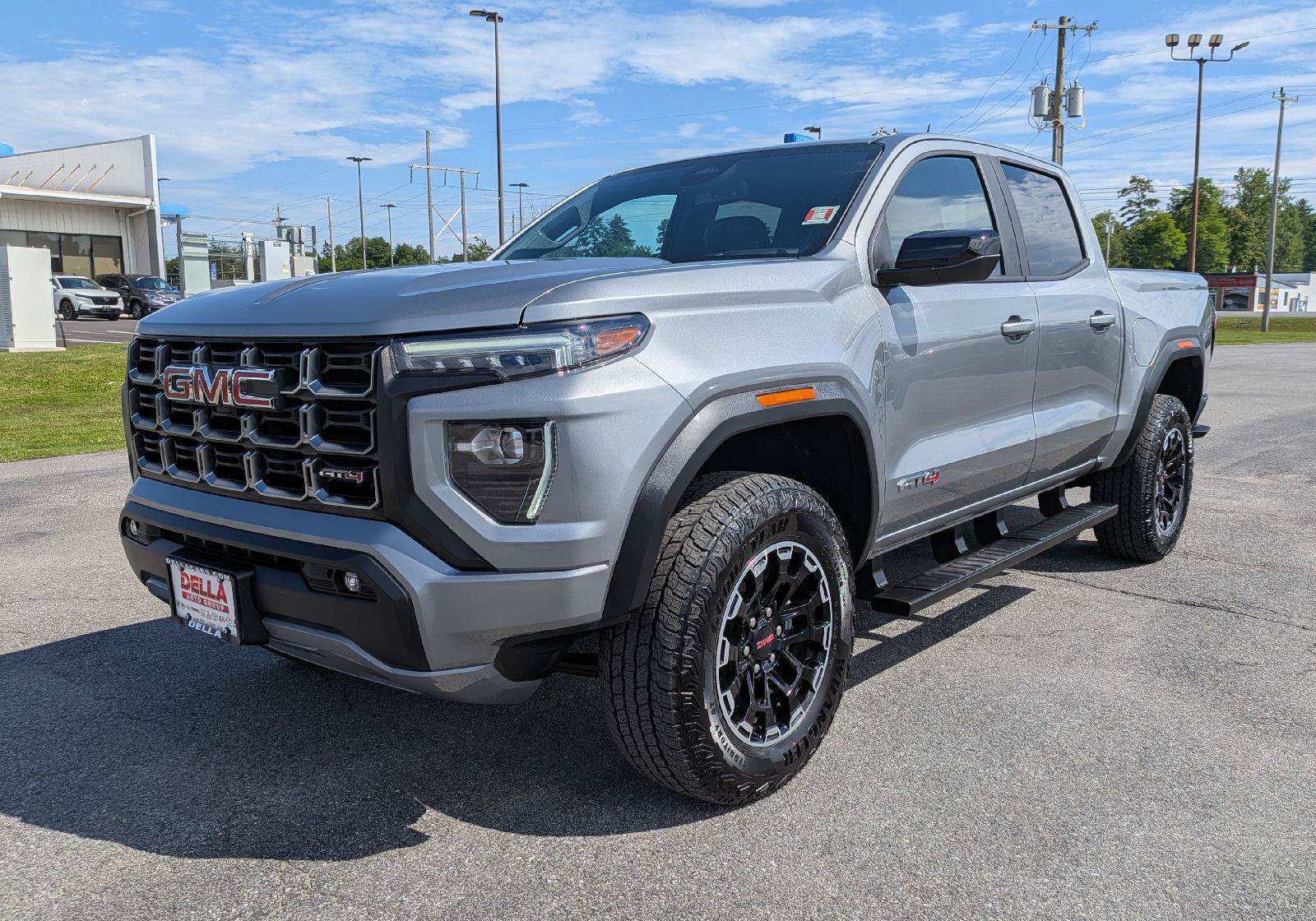 Used 2026 GMC Canyon AT4 AWD/4WD image 4