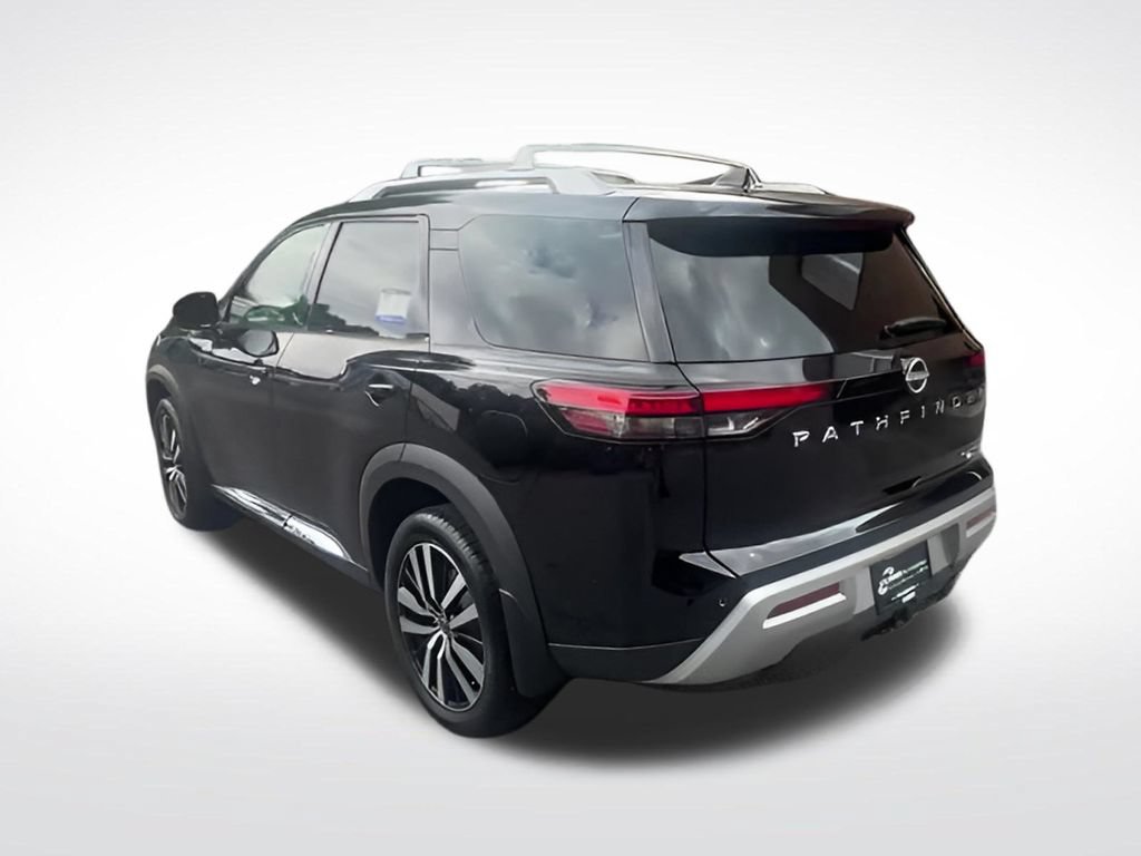 Used 2025 Nissan Pathfinder Platinum AWD/4WD image 10