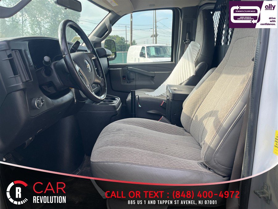 Used 2019 Chevrolet Express 2500 w/ Driver Convenience Package RWD image 12