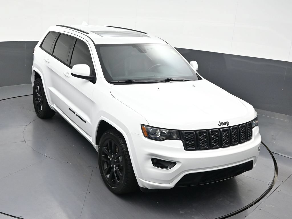 Used 2021 Jeep Grand Cherokee Laredo X RWD image 26