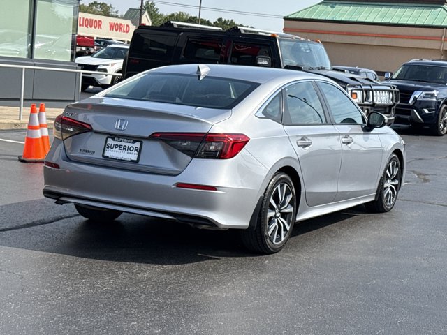 Used 2023 Honda Civic EX image 3