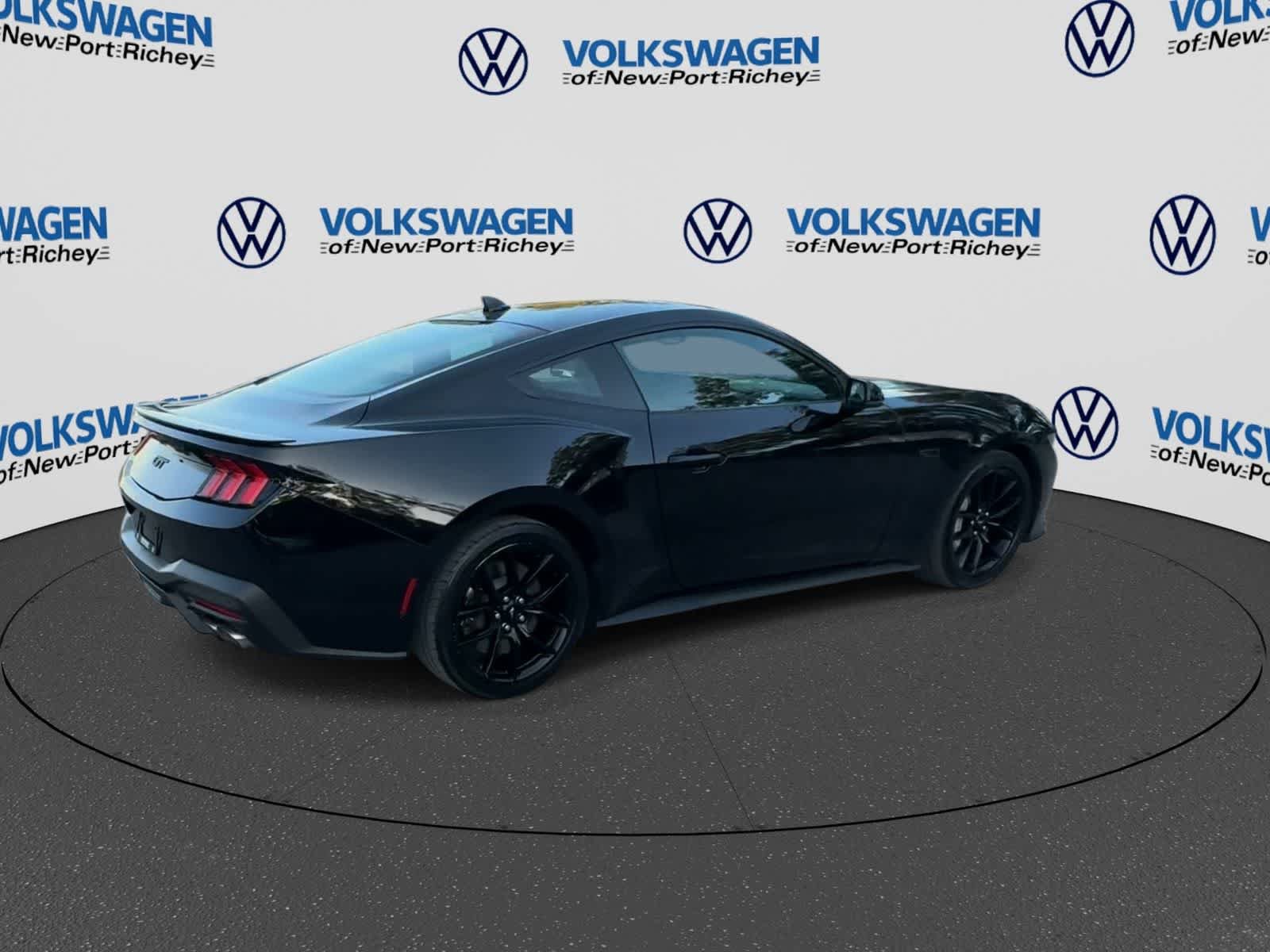 Used 2025 Ford Mustang GT Premium RWD image 8