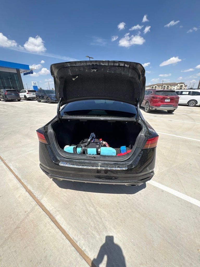 Used 2022 Nissan Altima 2.5 SV w/ SV Premium Package FWD image 28