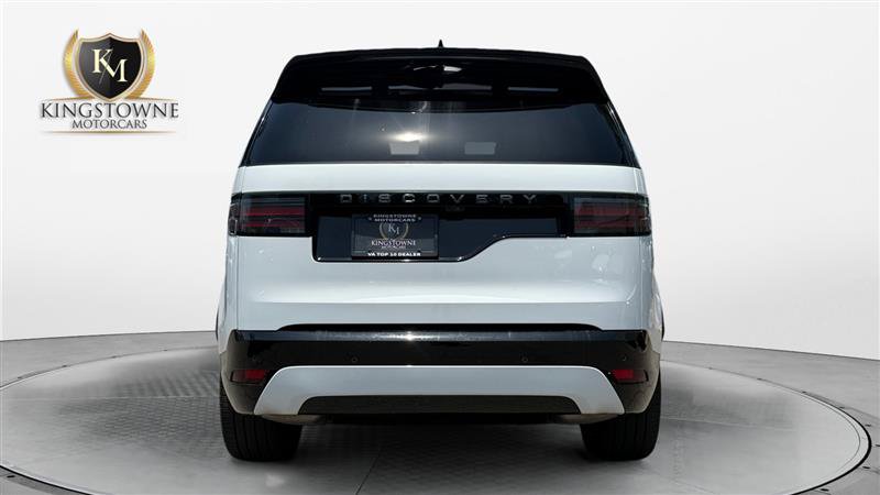 Used 2024 Land Rover Discovery Dynamic SE AWD/4WD image 4
