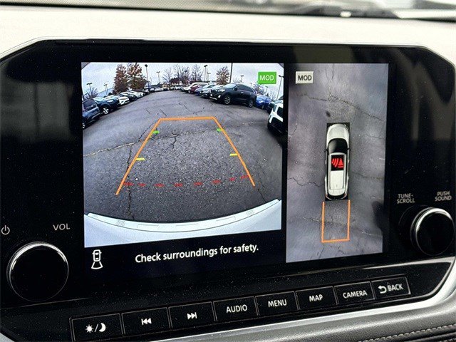 Used 2023 Nissan Rogue SL w/ SL Premium Package image 21