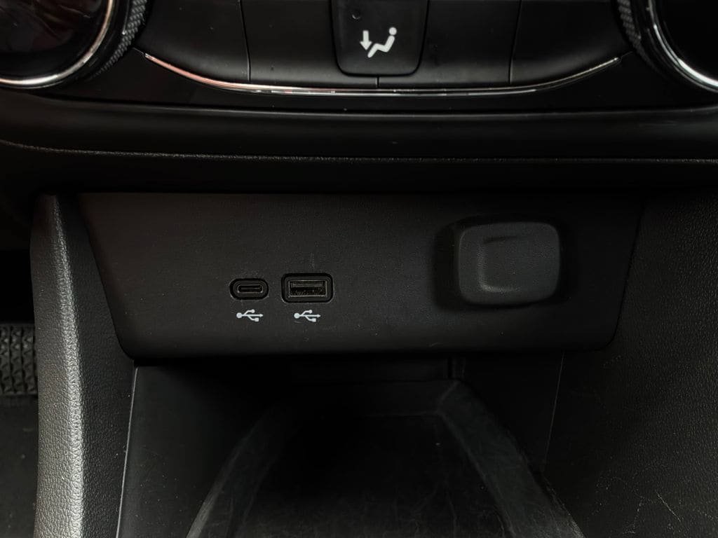 Used 2025 Buick Encore GX Preferred FWD image 23