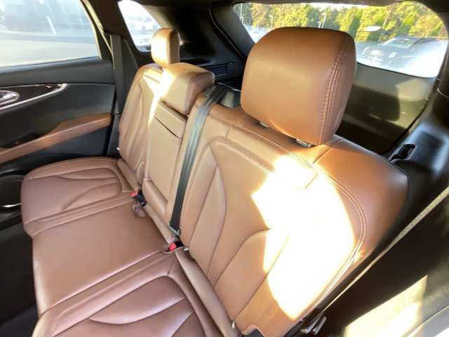 Used 2022 Lincoln Nautilus Reserve AWD/4WD image 18