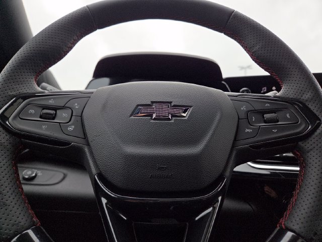 New 2026 Chevrolet Trax RS w/ Sunroof Package FWD image 25